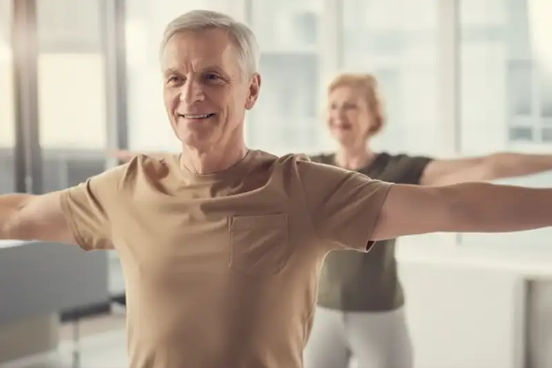 Ontdek Yoga Voor Senioren: Makkelijk Beginnen, Grote Voordelen