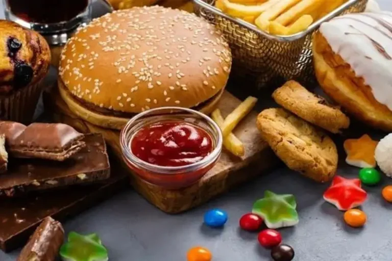 Hoe ULTRABEWERKT voedsel je gezondheid verwoest